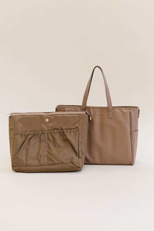 SIGNATURE TOTE CARRY ALL ON LAPTOP BAG