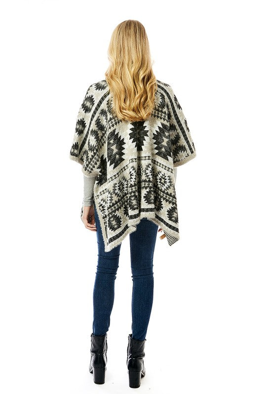 Women's Aztec Pattern Ruana