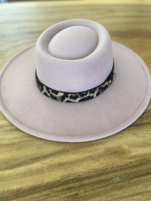 WIDE BRIM BOATER HAT